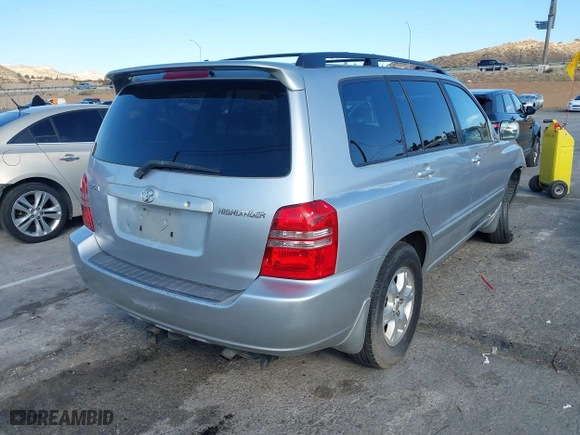 2002 Toyota Highlander with VIN JTEGF21A220061753, listed as a IAAI auction lot 41516614 with 247,169 mi miles. Bid and sale history available at carsss.com. Image 4.