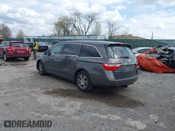 2013 Honda Odyssey EX-L with VIN 5FNRL5H63DB034963, listed as a IAAI auction lot 41921431 with 163,609 mi miles and . Bid and sale history available at DreamBid. Image 3.