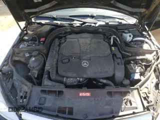 2013 Mercedes-Benz C 300 Sport z VIN WDDGF8AB5DR251793, wystawiony jako Copart lot #57859445 z przebiegiem 138 764 mil mil oraz Szkoda całkowita • Salvage title. Historia ofert i sprzedaży dostępna na DreamBid. Obrazek 11.