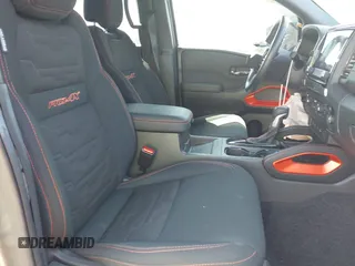 2022 Nissan Frontier SV с VIN 1N6ED1EKXNN695718, выставлен на аукционе IAAI как лот 42129238 с пробегом 43 803 миль миль и . История ставок и продаж доступна на DreamBid. Изображение 5.