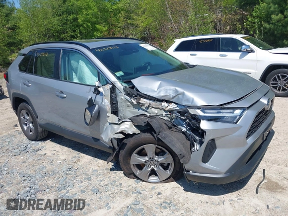 2022 Toyota RAV4 Hybrid XLE z VIN 2T3RWRFV9NW130410, wystawiony jako IAAI lot #42228113 z przebiegiem 32 672 mil mil oraz . Historia ofert i sprzedaży dostępna na DreamBid. Obrazek 1.