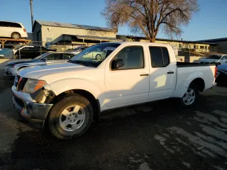 2008 Nissan Frontier LE z VIN 1N6AD09W78C401729, wystawiony jako Copart lot #48239575 z przebiegiem 136 092 mil mil oraz Szkoda całkowita • Salvage title. Historia ofert i sprzedaży dostępna na DreamBid. Obrazek 1.