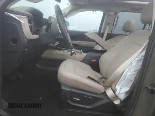 2024 Ford Expedition Limited z VIN 1FMJU2A85REA09135, wystawiony jako Copart lot #52790235 z przebiegiem 12 610 mil mil oraz Nie do naprawy • Non repairable. Historia ofert i sprzedaży dostępna na DreamBid. Obrazek 7.