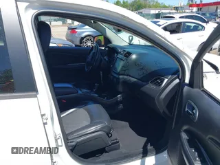2016 Dodge Journey Crossroad Plus z VIN 3C4PDCGG4GT154134, wystawiony jako IAAI lot #42124659 z przebiegiem 101 700 mil mil oraz . Historia ofert i sprzedaży dostępna na DreamBid. Obrazek 5.