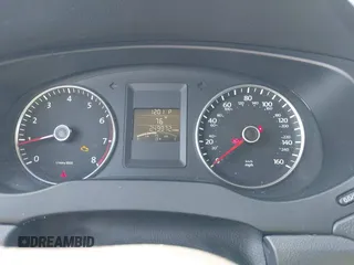 2013 Volkswagen Jetta SE с VIN 3VWDP7AJ2DM407606, выставлен на аукционе IAAI как лот 42028385 с пробегом 249 972 миль миль и . История ставок и продаж доступна на DreamBid. Изображение 7.