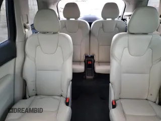 2020 Volvo XC90 Momentum with VIN YV4A221K1L1533819, listed as a Copart auction lot 84431514 with 81,666 mi miles and Salvage Title. Bid and sale history available at DreamBid. Image 10.