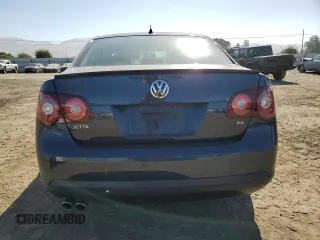 2010 Volkswagen Jetta Limited Edition with VIN 3VWAZ7AJ1AM119889, listed as a Copart auction lot 60680275 with 90,778 mi miles and Salvage title. Bid and sale history available at DreamBid. Image 6.