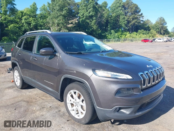2016 Jeep Cherokee Latitude z VIN 1C4PJLCB6GW159039, wystawiony jako IAAI lot #42274817 z przebiegiem 136 269 mil mil oraz . Historia ofert i sprzedaży dostępna na DreamBid. Obrazek 1.