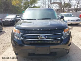 2013 Ford Explorer Limited with VIN 1FM5K8F88DGC82053, listed as a IAAI auction lot 42058341 with 243,834 mi miles. Bid and sale history available at carsss.com. Image 12.