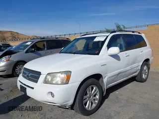 2006 Toyota Highlander z VIN JTEDW21A660002214, wystawiony jako IAAI lot #41273244 z przebiegiem 142 801 mil mil oraz . Historia ofert i sprzedaży dostępna na DreamBid. Obrazek 2.