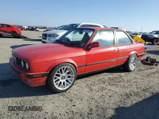 1991 BMW 3 Series z VIN WBAAF9315MEE66432, wystawiony jako Copart lot #89350185 z przebiegiem 162 735 mil mil oraz Czysty tytuł • Clean title. Historia ofert i sprzedaży dostępna na DreamBid. Obrazek 1.