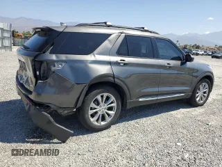 2020 Ford Explorer XLT with VIN 1FMSK7DH3LGA17183, listed as a Copart auction lot 55178045 with 84,140 mi miles and Salvage Title. Bid and sale history available at DreamBid. Image 3.