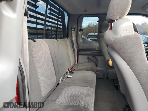 2002 Ford Super Duty F-250 XL with VIN 1FTNX21SX2EA75162, listed as a Copart auction lot 77799514 with 157,731 mi miles and Clean Title. Bid and sale history available at carsss.com. Image 10.