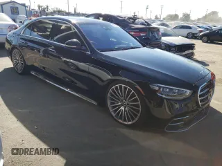2022 Mercedes-Benz S-Class S 500 with VIN W1K6G6DB6NA086572, listed as a Copart auction lot 67462832 with 8,829 mi miles. Bid and sale history available at carsss.com. Image 4.