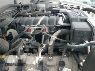 2006 Toyota Tundra SR5 z VIN 5TBRT341X6S482073, wystawiony jako IAAI lot #42286493 z przebiegiem 109 289 mil mil oraz . Historia ofert i sprzedaży dostępna na DreamBid. Obrazek 20.