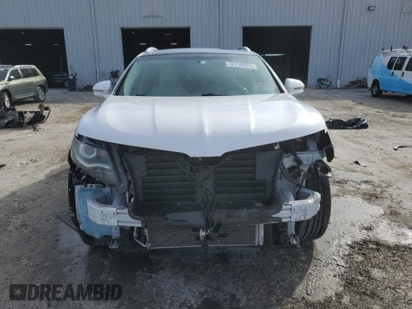 2017 Lincoln MKX Reserve with VIN 2LMPJ6LRXHBL37214, listed as a Copart auction lot 42750965 with 67,005 mi miles and Salvage Title. Bid and sale history available at carsss.com. Image 5.