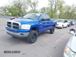 2007 Dodge 1500 SLT with VIN 1D7HU18207S253195, listed as a IAAI auction lot 42115150 with 113,111 mi miles. Bid and sale history available at carsss.com. Image 2.