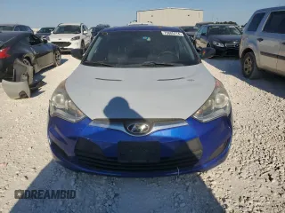 2012 Hyundai Veloster w/Red Int with VIN KMHTC6AD9CU030616, listed as a Copart auction lot 73885774 with 133,935 mi miles and Clean title. Bid and sale history available at DreamBid. Image 5.