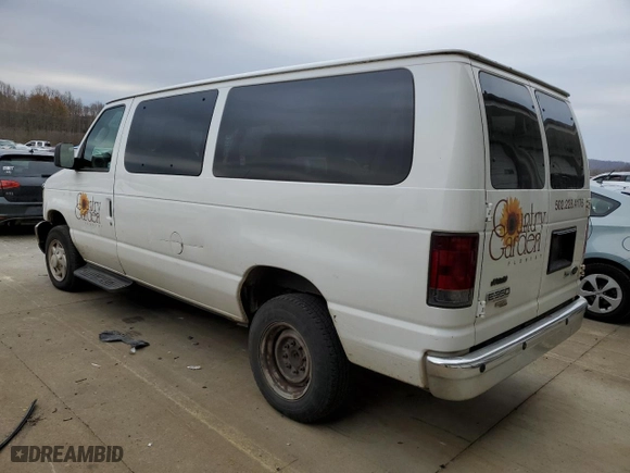 2009 Ford Econoline Wagon XL with VIN 1FBNE31L69DA54219, listed as a Copart auction lot 82971934 with 251,549 mi miles and Salvage Title. Bid and sale history available at carsss.com. Image 2.