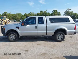 2008 Ford Super Duty F-250 SRW XL with VIN 1FTSX21R28EB04744, listed as a IAAI auction lot 42173672 with 168,960 mi miles. Bid and sale history available at carsss.com. Image 14.