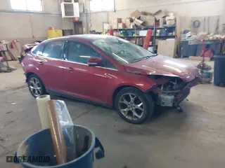 2012 Ford Focus SEL with VIN 1FAHP3H26CL400160, listed as a IAAI auction lot 41374041 with 187,221 mi miles. Bid and sale history available at carsss.com. Image 1.