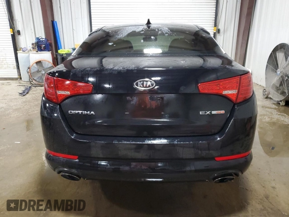 2011 Kia Optima EX with VIN KNAGN4A65B5165071, listed as a Copart auction lot 53204235 with 136,552 mi miles and Salvage Title. Bid and sale history available at carsss.com. Image 6.