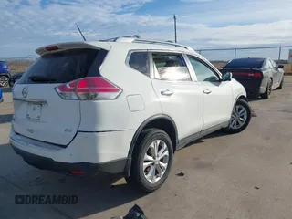 2015 Nissan Rogue SL with VIN 5N1AT2MT5FC920043, listed as a IAAI auction lot 41353089 with 1 mi miles. Bid and sale history available at carsss.com. Image 4.