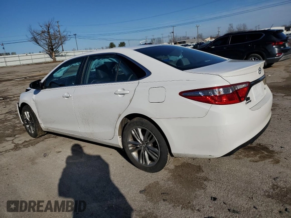 2016 Toyota Camry XLE with VIN 4T1BF1FK8GU510276, listed as a Copart auction lot 44008555 with 136,235 mi miles and Salvage Title. Bid and sale history available at DreamBid. Image 2.