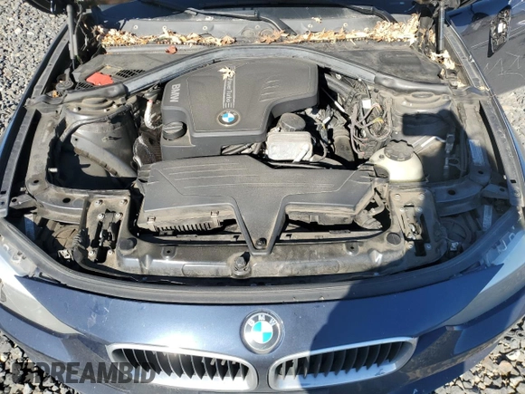 2013 BMW 3 Series 328i xDrive with VIN WBA3B3G58DNP38418, listed as a Copart auction lot 48253075 with 123,768 mi miles and Salvage title. Bid and sale history available at DreamBid. Image 12.