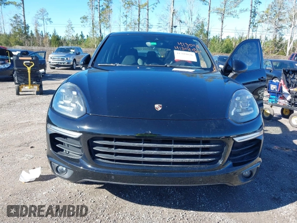 2016 Porsche Cayenne with VIN WP1AA2A21GLA02456, listed as a IAAI auction lot 41309026 with 136,266 mi miles. Bid and sale history available at carsss.com. Image 6.