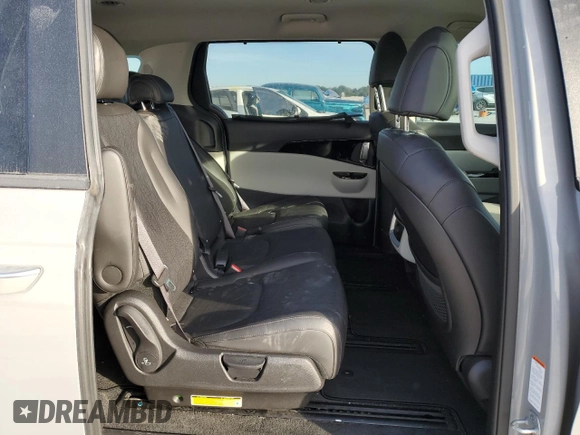 2022 Kia Carnival EX with VIN KNDNC5H38N6147034, listed as a Copart auction lot 86811174 with 22,580 mi miles and Salvage Title. Bid and sale history available at carsss.com. Image 11.