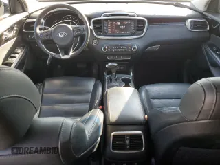 2017 Kia Sorento SX with VIN 5XYPK4A56HG317572, listed as a Copart auction lot 49798015 with 158,282 mi miles and Salvage title. Bid and sale history available at DreamBid. Image 8.
