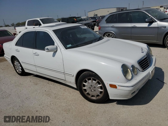 2000 Mercedes-Benz E-Class with VIN WDBJF65J5YB054237, listed as a Copart auction lot 76315974 with 95,092 mi miles and Salvage Title. Bid and sale history available at carsss.com. Image 4.