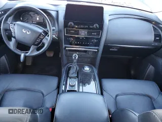 2024 Infiniti QX80 LUXE with VIN JN8AZ2AE6R9327919, listed as a Copart auction lot 43243755 with 33,604 mi miles and Clean Title. Bid and sale history available at carsss.com. Image 8.