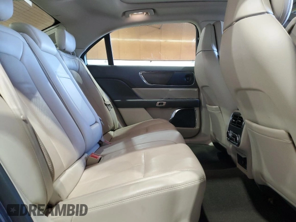 2019 Lincoln Continental Reserve with VIN 1LN6L9NPXK5607469, listed as a Copart auction lot 79840484 with 39,270 mi miles and Salvage Title. Bid and sale history available at carsss.com. Image 10.