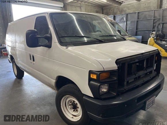 2010 Ford Econoline Cargo Commercial z VIN 1FTNE1EW0ADA90769, wystawiony jako IAAI lot #42398483 z przebiegiem 258 005 mil mil oraz . Historia ofert i sprzedaży dostępna na DreamBid. Obrazek 7.