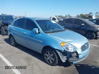 2006 Hyundai Accent GLS с VIN KMHCN46C06U009690, выставлен на аукционе IAAI как лот 42685196 с пробегом 166 054 миль миль и . История ставок и продаж доступна на DreamBid. Изображение 1.