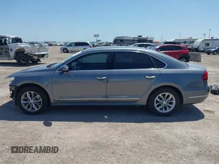 2017 Volkswagen Passat S z VIN 1VWAT7A37HC069014, wystawiony jako IAAI lot #41967310 z przebiegiem 109 266 mil mil oraz . Historia ofert i sprzedaży dostępna na DreamBid. Obrazek 14.