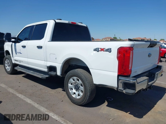 2023 Ford F-250 XL with VIN 1FT7W2BT2PEE13065, listed as a IAAI auction lot 42499481 with 21,948 mi miles and . Bid and sale history available at DreamBid. Image 3.