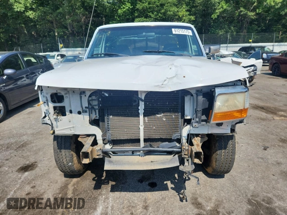 1997 Ford F-250 с VIN 1FTHX25F1VED01393, выставлен на аукционе Copart как лот 61215175 с пробегом 176 801 миль миль и Списание • Salvage title. История ставок и продаж доступна на DreamBid. Изображение 5.