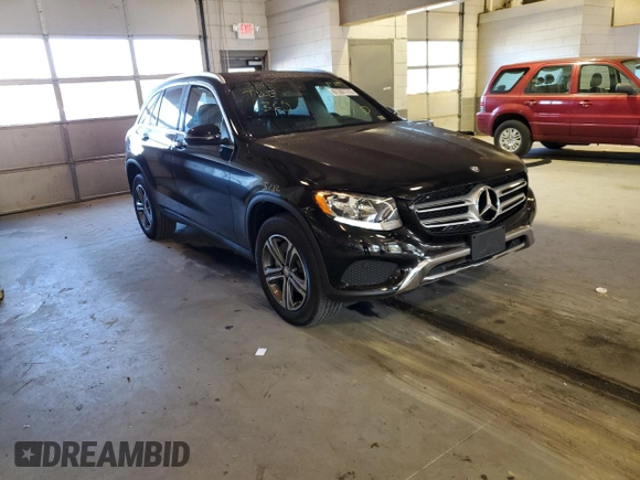 2017 Mercedes-Benz GLC with VIN WDC0G4JB4HF141109, listed as a Copart auction lot 61397772 with 44,392 mi miles. Bid and sale history available at carsss.com. Image 1.