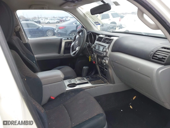 2010 Toyota 4Runner SR5 with VIN JTEZU5JR3A5012665, listed as a IAAI auction lot 41380625 with 603,729 mi miles. Bid and sale history available at carsss.com. Image 5.