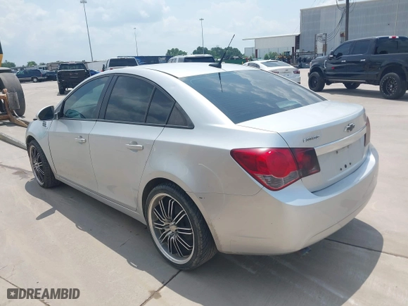 2014 Chevrolet Cruze LS with VIN 1G1PA5SH0E7488157, listed as a IAAI auction lot 41777659 with 138,499 mi miles. Bid and sale history available at carsss.com. Image 3.