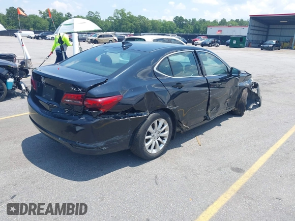 2015 Acura TLX z VIN 19UUB1F32FA017177, wystawiony jako IAAI lot #42440767 z przebiegiem 92 739 mil mil oraz . Historia ofert i sprzedaży dostępna na DreamBid. Obrazek 4.