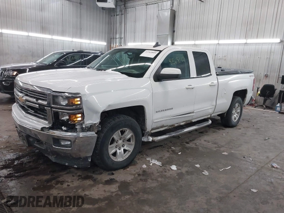 2015 Chevrolet Silverado 1500 LT with VIN 1GCVKREC5FZ175730, listed as a IAAI auction lot 41569809 with 200,755 mi miles. Bid and sale history available at carsss.com. Image 17.