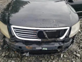2005 Volkswagen Phaeton z VIN WVWAF93D758000656, wystawiony jako Copart lot #81836904 z przebiegiem Nie podano mil oraz Szkody całkowita. Historia ofert i sprzedaży dostępna na DreamBid. Obrazek 12.