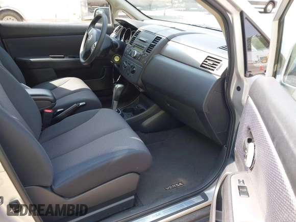 2007 Nissan Versa S с VIN 3N1BC13E37L449721, выставлен на аукционе IAAI как лот 42503164 с пробегом 89 537 миль миль и . История ставок и продаж доступна на DreamBid. Изображение 5.
