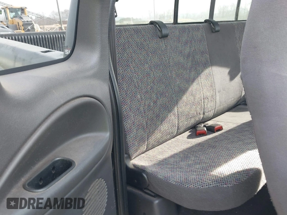 2001 Dodge 2500 with VIN 3B7KF23Z71G760467, listed as a IAAI auction lot 41686925 with 200,588 mi miles and . Bid and sale history available at DreamBid. Image 8.