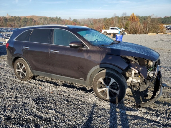 2017 Kia Sorento EX with VIN 5XYPHDA11HG216127, listed as a Copart auction lot 82587064 with 115,789 mi miles and Salvage Title. Bid and sale history available at carsss.com. Image 4.