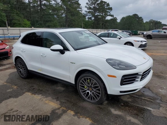 2021 Porsche Cayenne E-Hybrid Hybrid z VIN WP1AE2AY1MDA24696, wystawiony jako Copart lot #54376945 z przebiegiem 36 303 mil mil oraz Szkoda całkowita • Salvage title. Historia ofert i sprzedaży dostępna na DreamBid. Obrazek 4.
